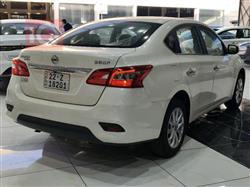 نيسان سيلفي